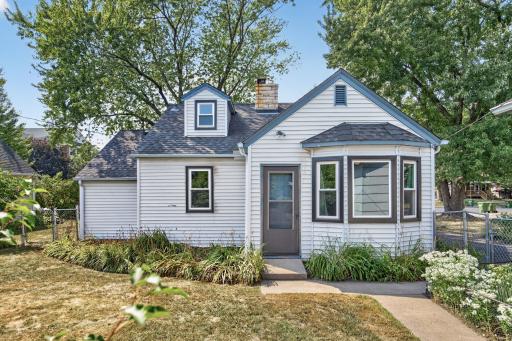 606 1st Avenue NE, Osseo, MN 55369