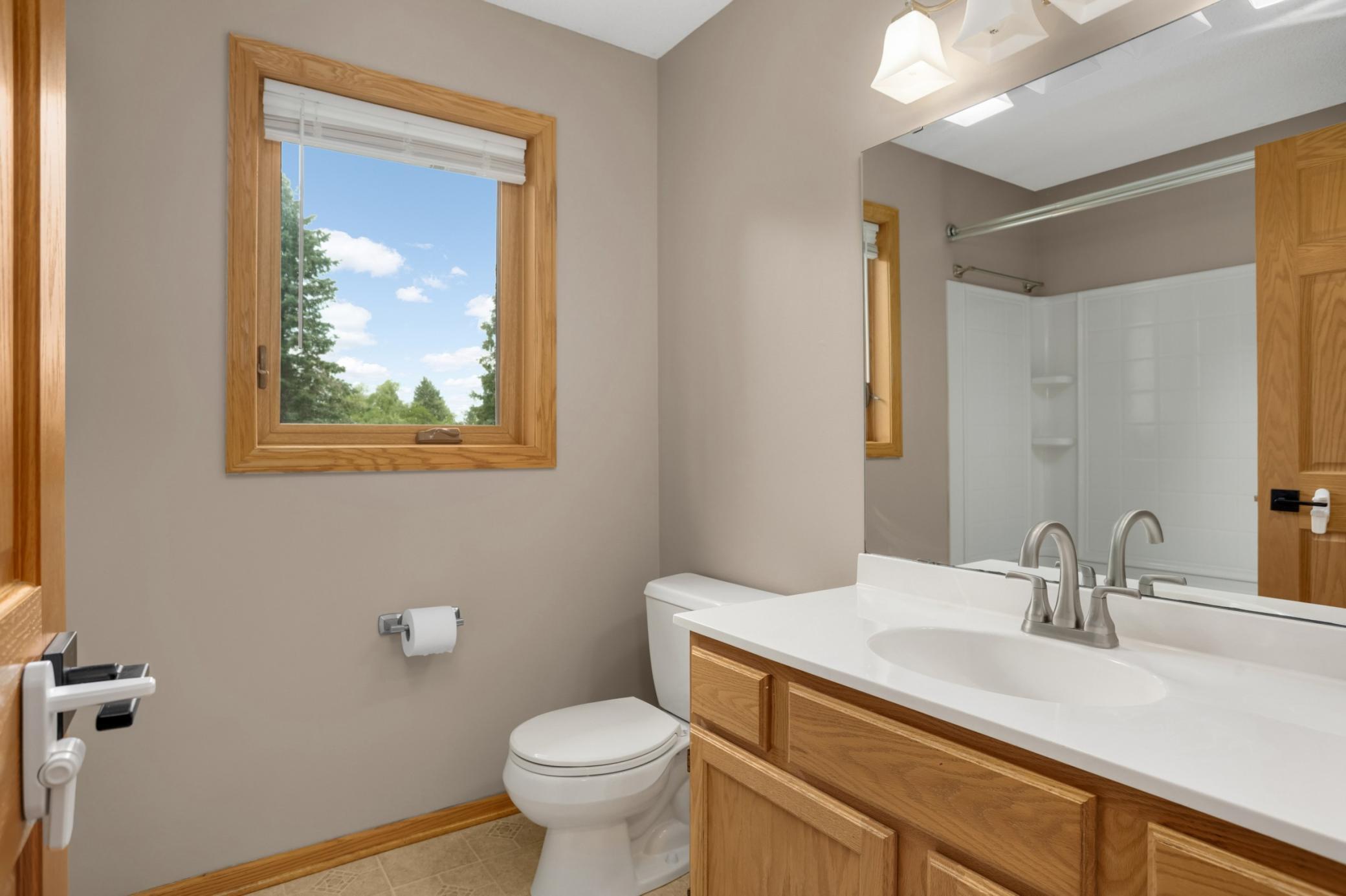 Full bath on the upper level