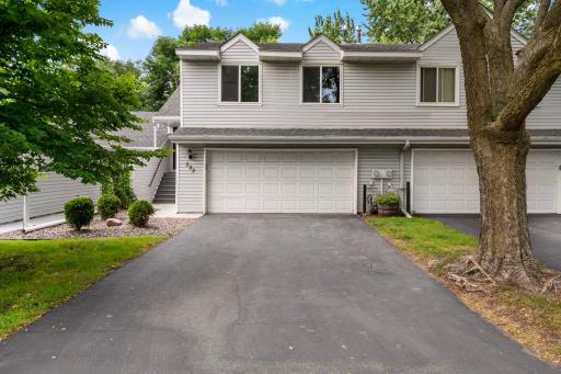 Photo for 582 Clover Leaf Parkway NE, Blaine, MN 55434 - listing #7131784 582 Clover Leaf Parkway NE, Blaine, MN 55434