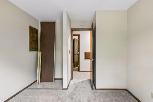 1013 Robinhood Place, Shoreview, MN 55126