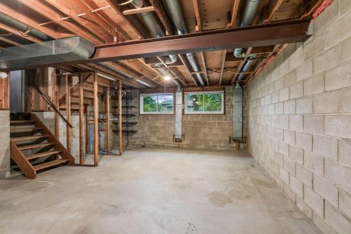 1013 Robinhood Place, Shoreview, MN 55126