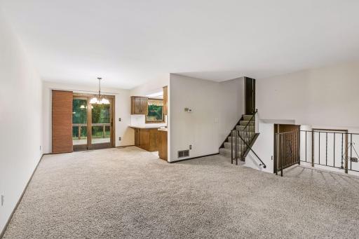 1013 Robinhood Place, Shoreview, MN 55126