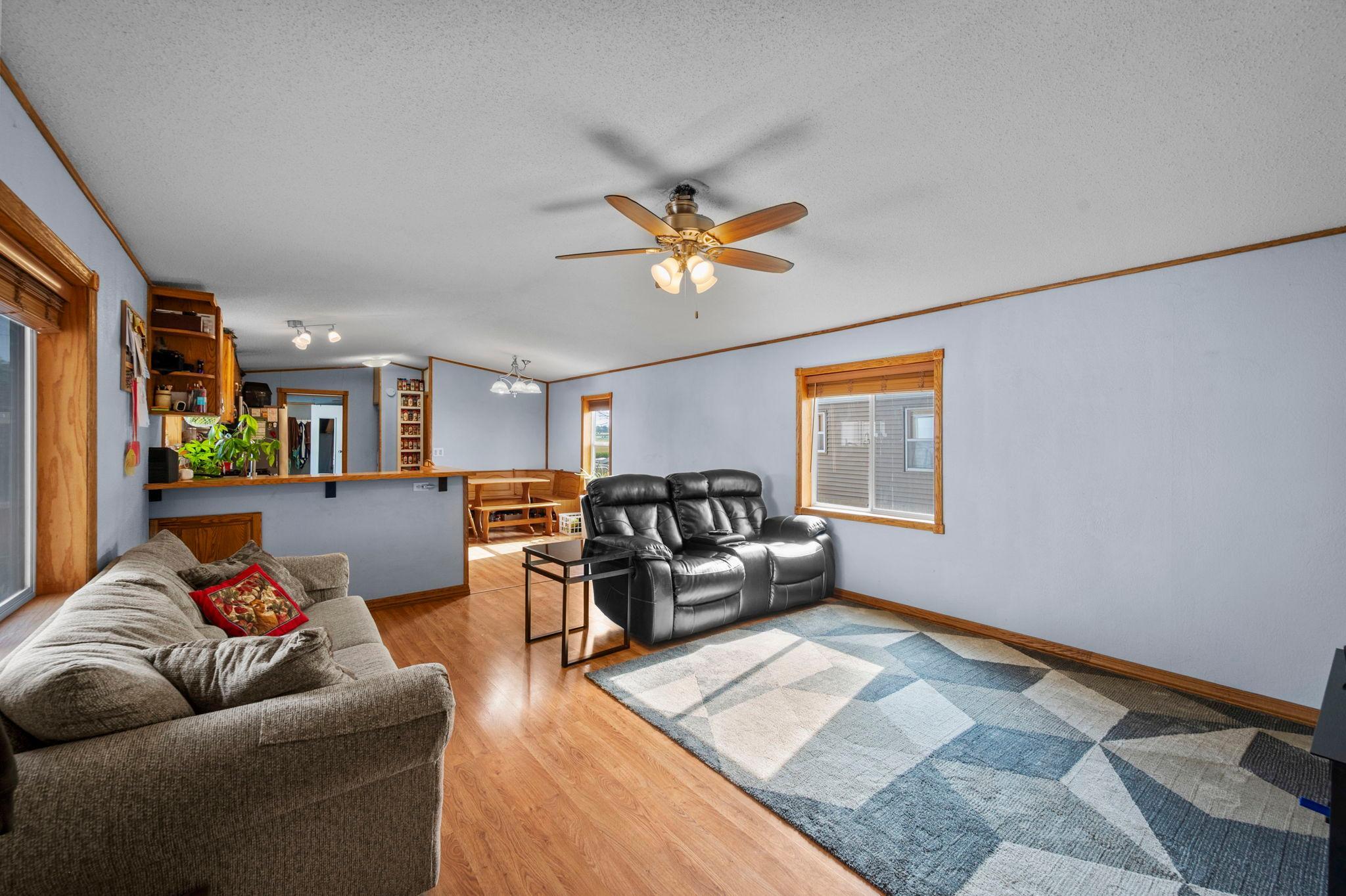 30-web-or-mls-12325 Johnson Memorial Dr-55.jpg