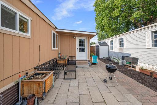 57-web-or-mls-12325 Johnson Memorial Dr-229.jpg