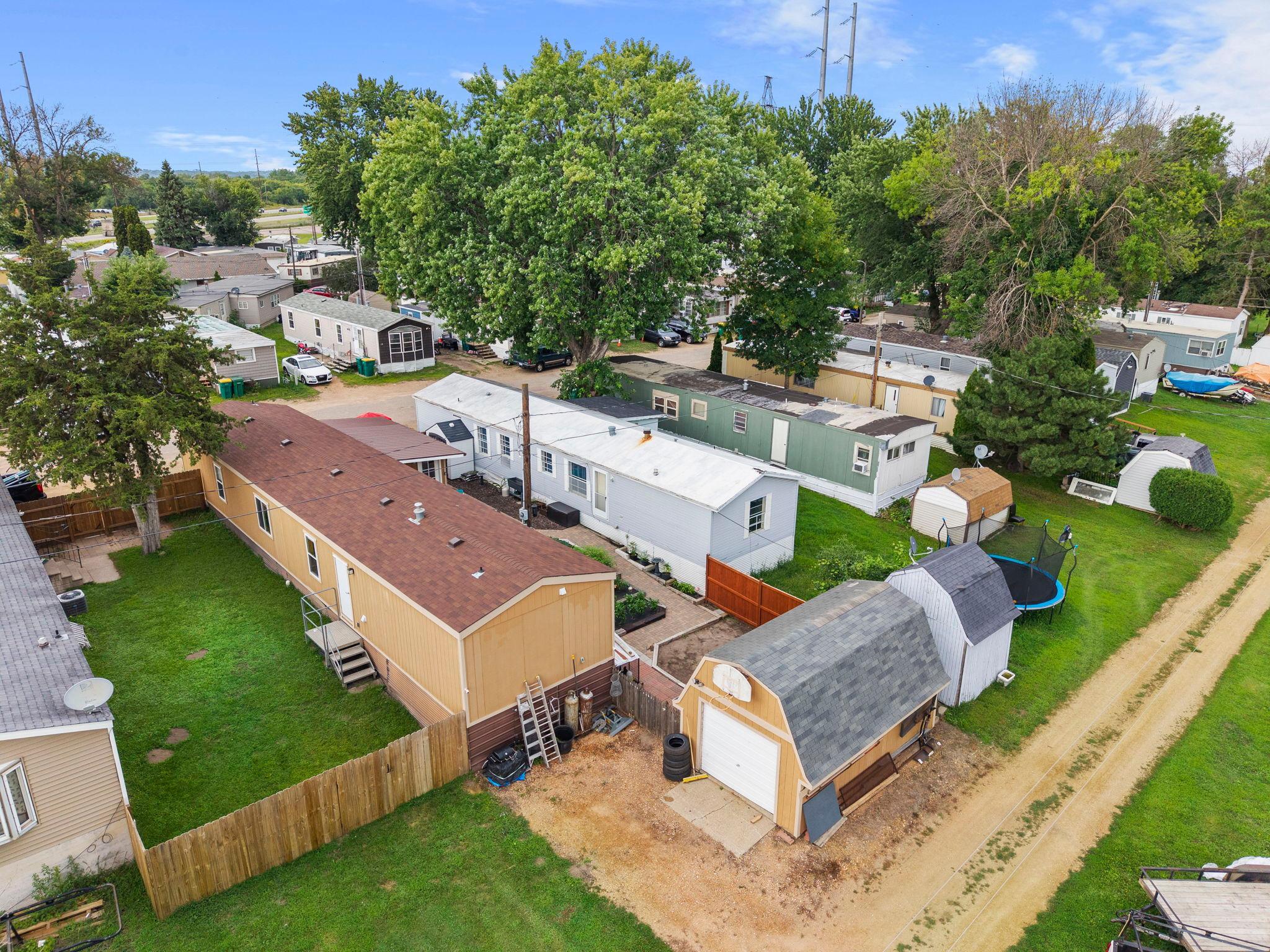 72-web-or-mls-12325 Johnson Memorial Dr-320.jpg