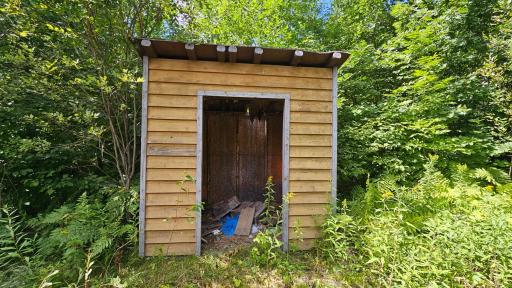Wood shed