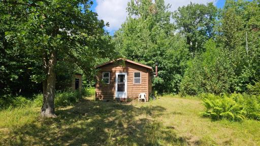 Cabin w/ no electricity or water