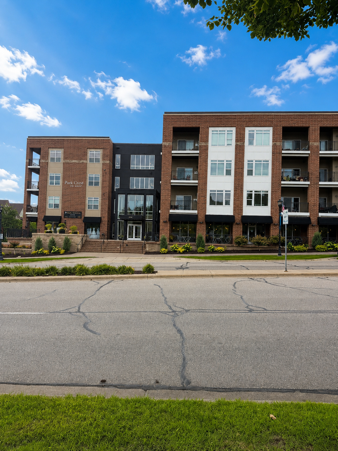 Welcome to "The Heart of the City," walkability and a lifestyle to love. More photos to follow soon!