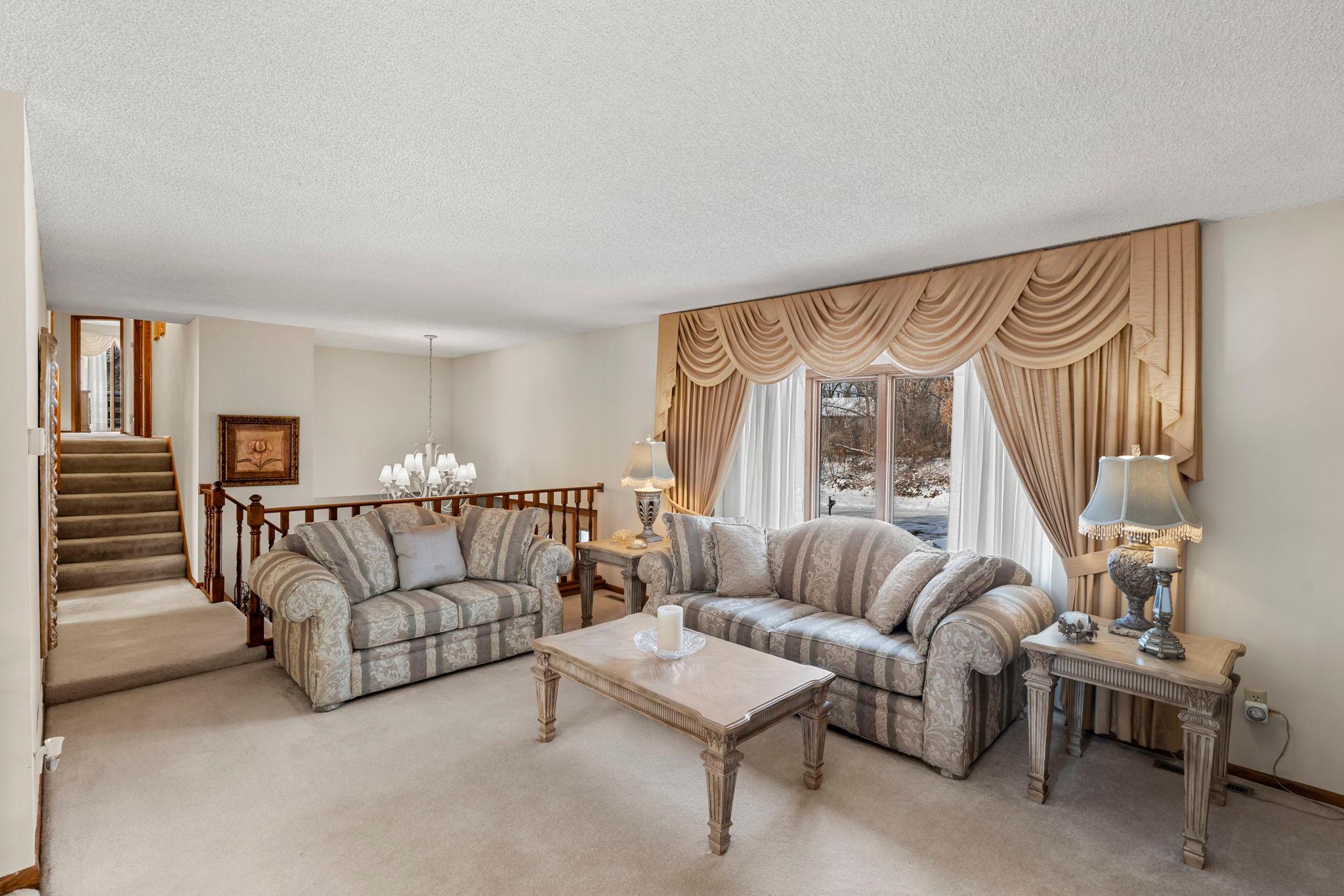 126-web-or-mls-2415 Lisbon Ave N -310.jpg