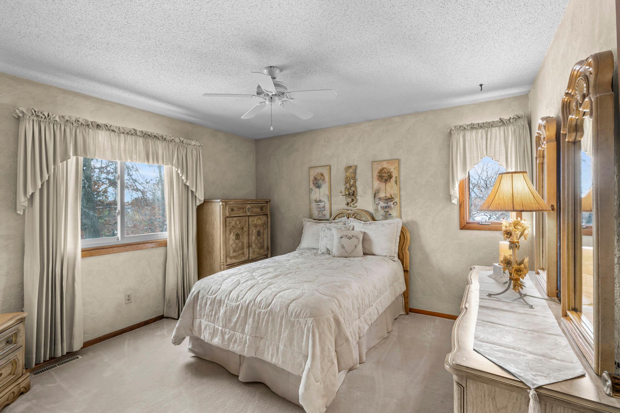 164-web-or-mls-2415 Lisbon Ave N -345.jpg