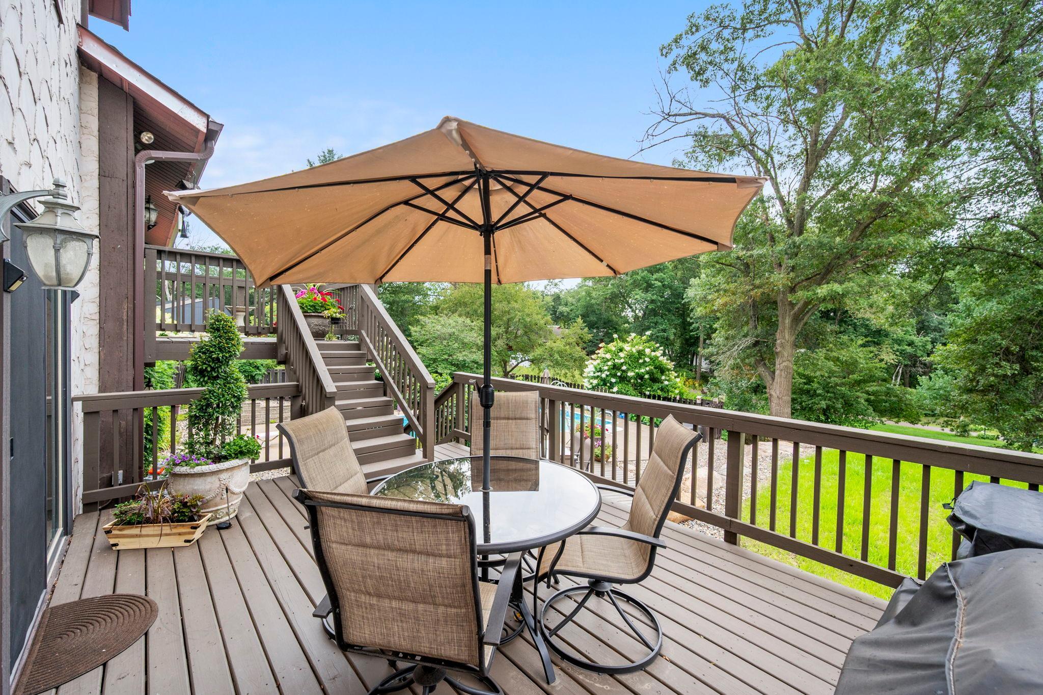 91-web-or-mls-2415 Lisbon Ave N-24.jpg
