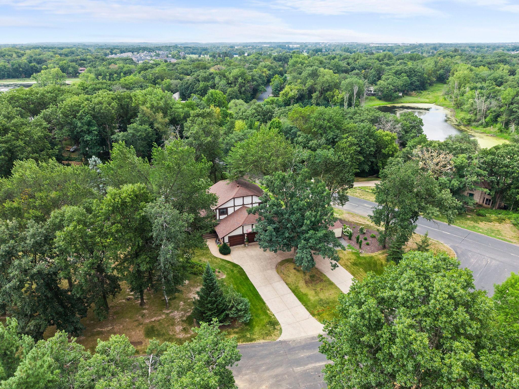 21-web-or-mls-2415 Lisbon Ave N-263.jpg