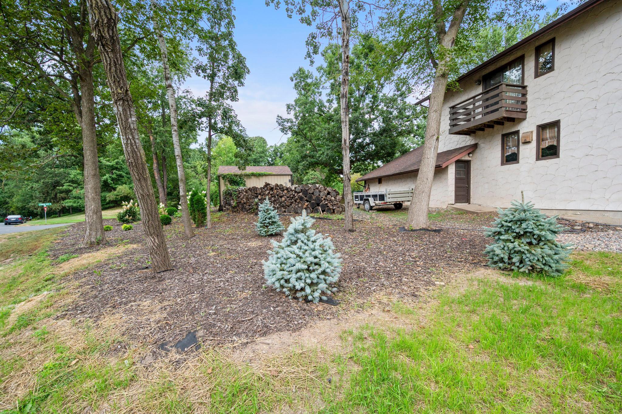 155-web-or-mls-2415 Lisbon Ave N-169.jpg