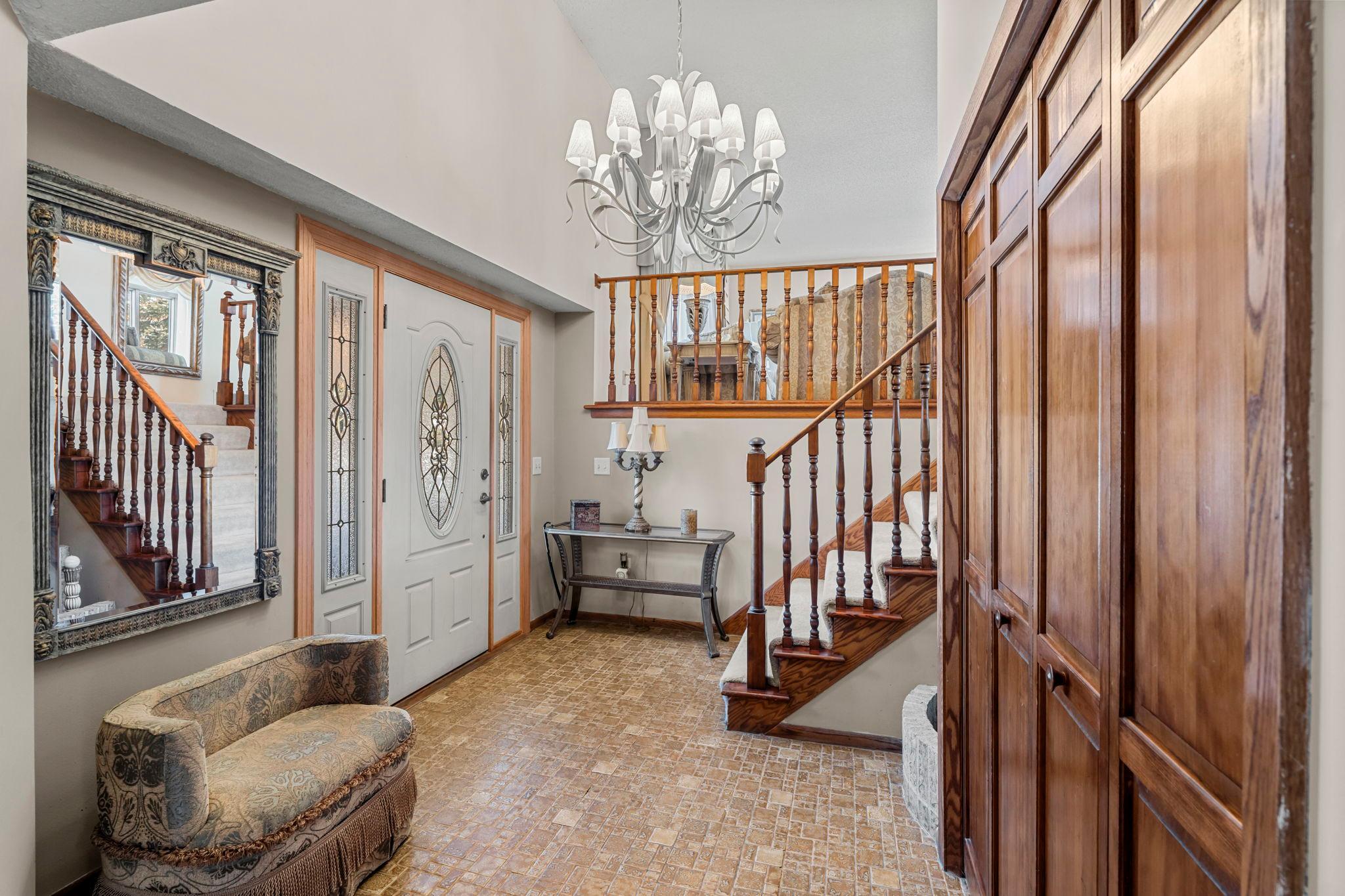 49-web-or-mls-2415 Lisbon Ave N -160.jpg