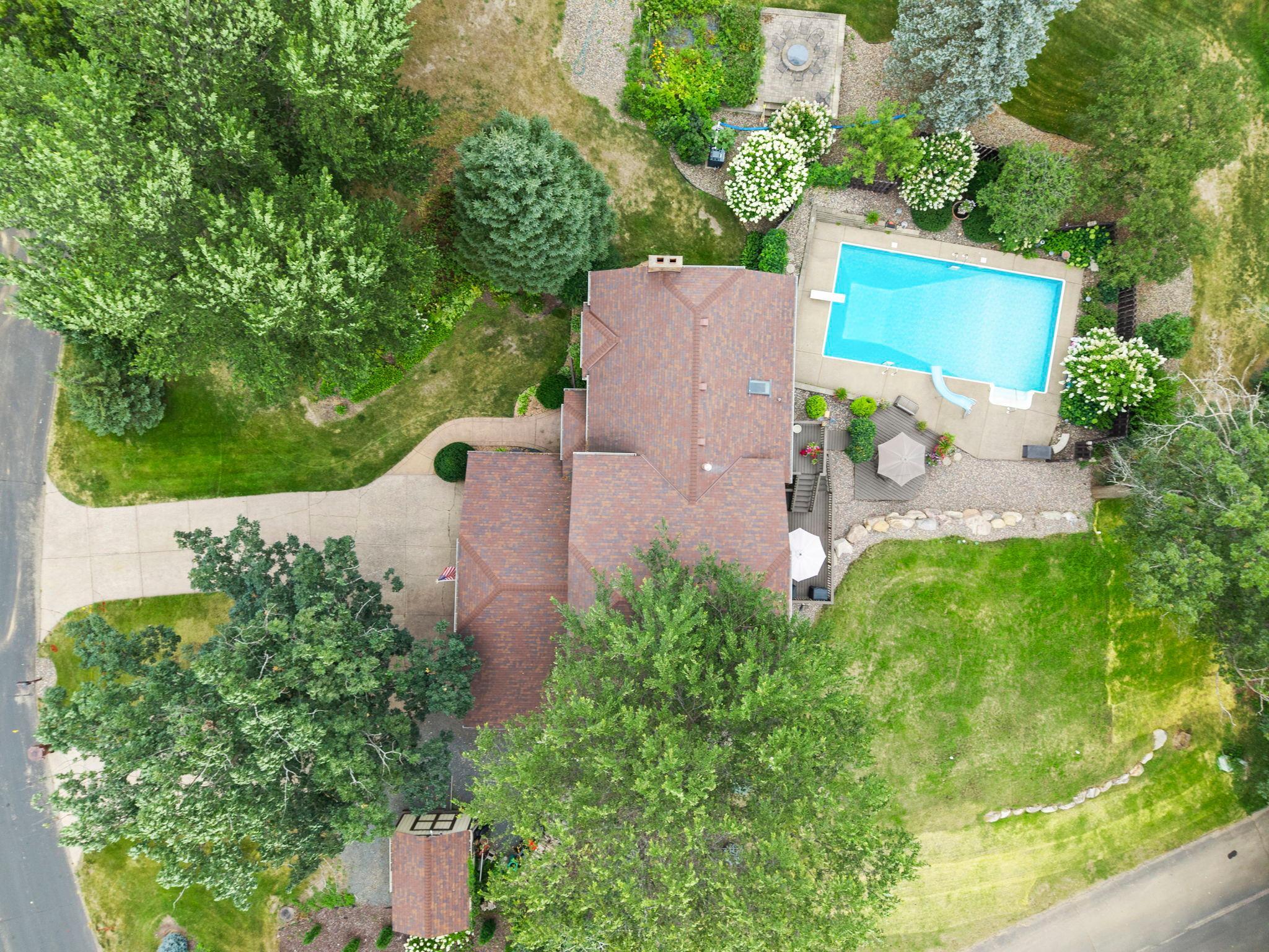 219-web-or-mls-2415 Lisbon Ave N-347.jpg