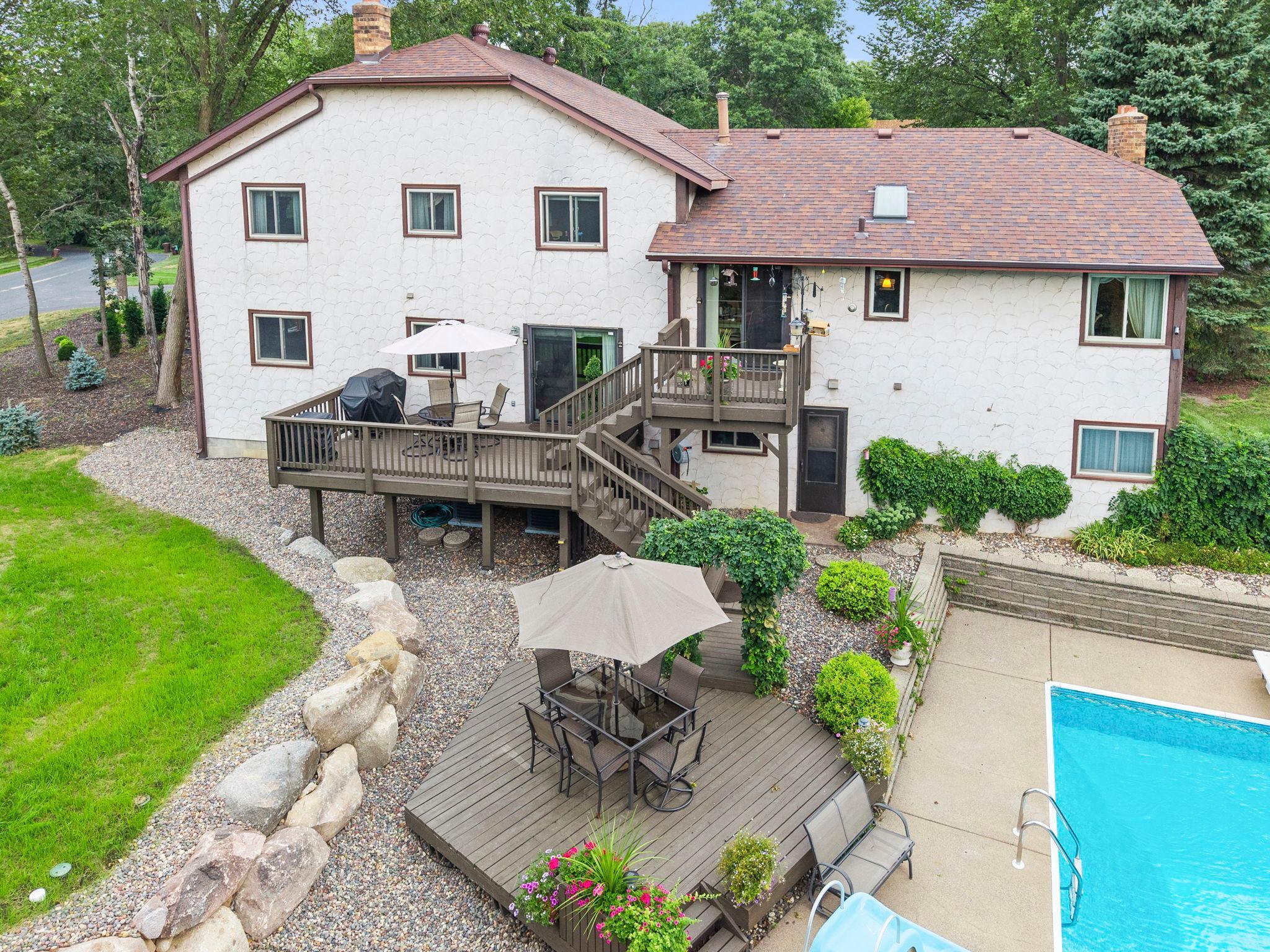 182-web-or-mls-2415 Lisbon Ave N-323.jpg