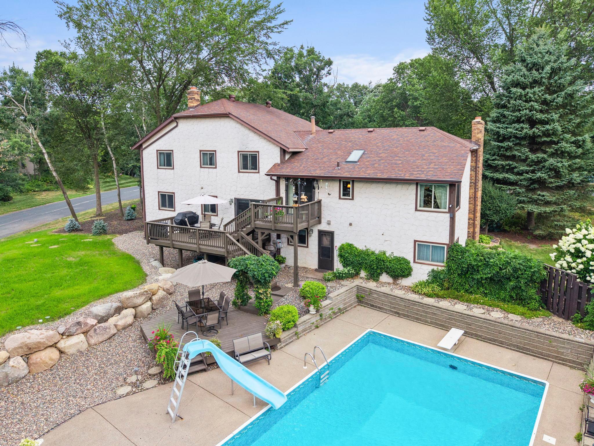 184-web-or-mls-2415 Lisbon Ave N-314.jpg