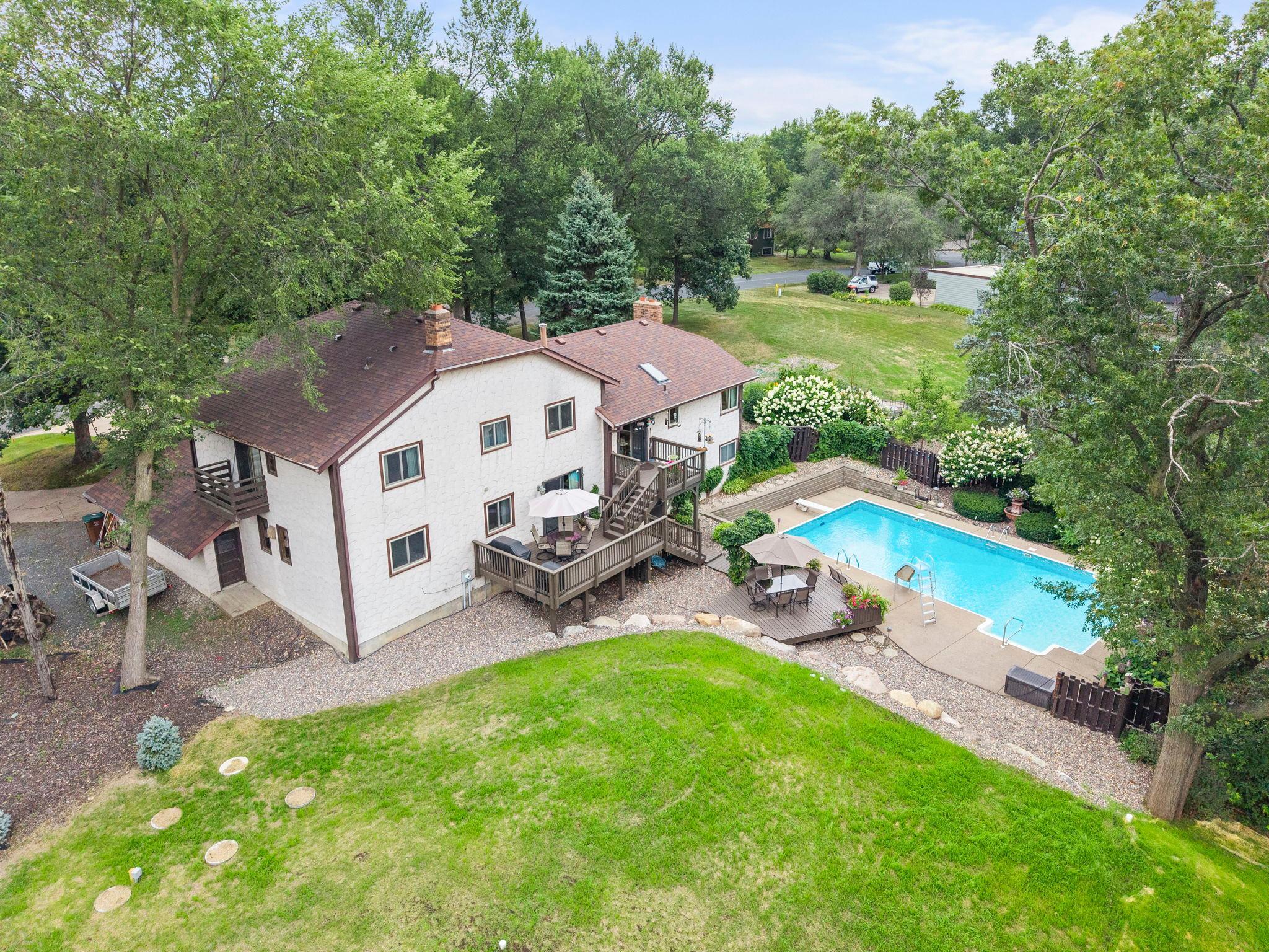 190-web-or-mls-2415 Lisbon Ave N-332.jpg