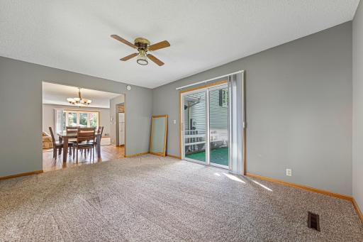 16 family room.jpg
