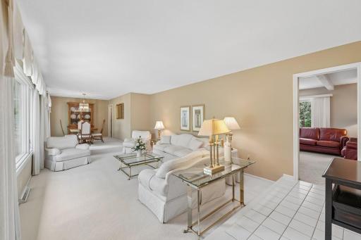 9632 Oxborough Road, Bloomington, MN 55437