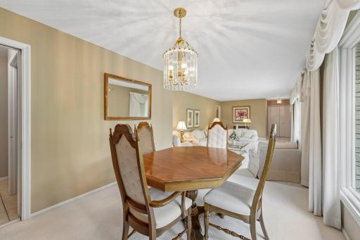 9632 Oxborough Road, Bloomington, MN 55437