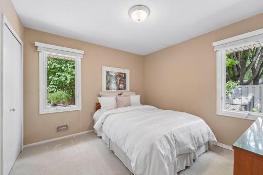 9632 Oxborough Road, Bloomington, MN 55437