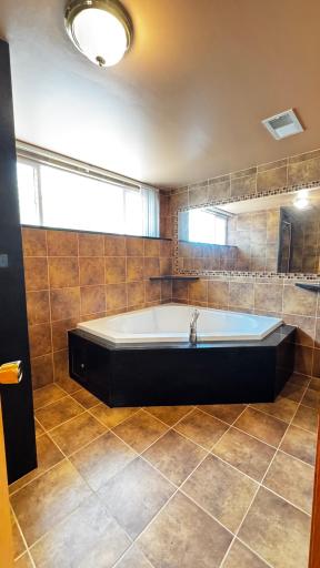 1742 3rd Avenue NE, Rochester, MN 55906