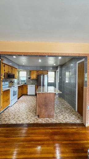 1742 3rd Avenue NE, Rochester, MN 55906