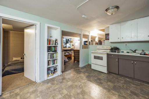 216 Haynes St Mankato MN-28.jpg