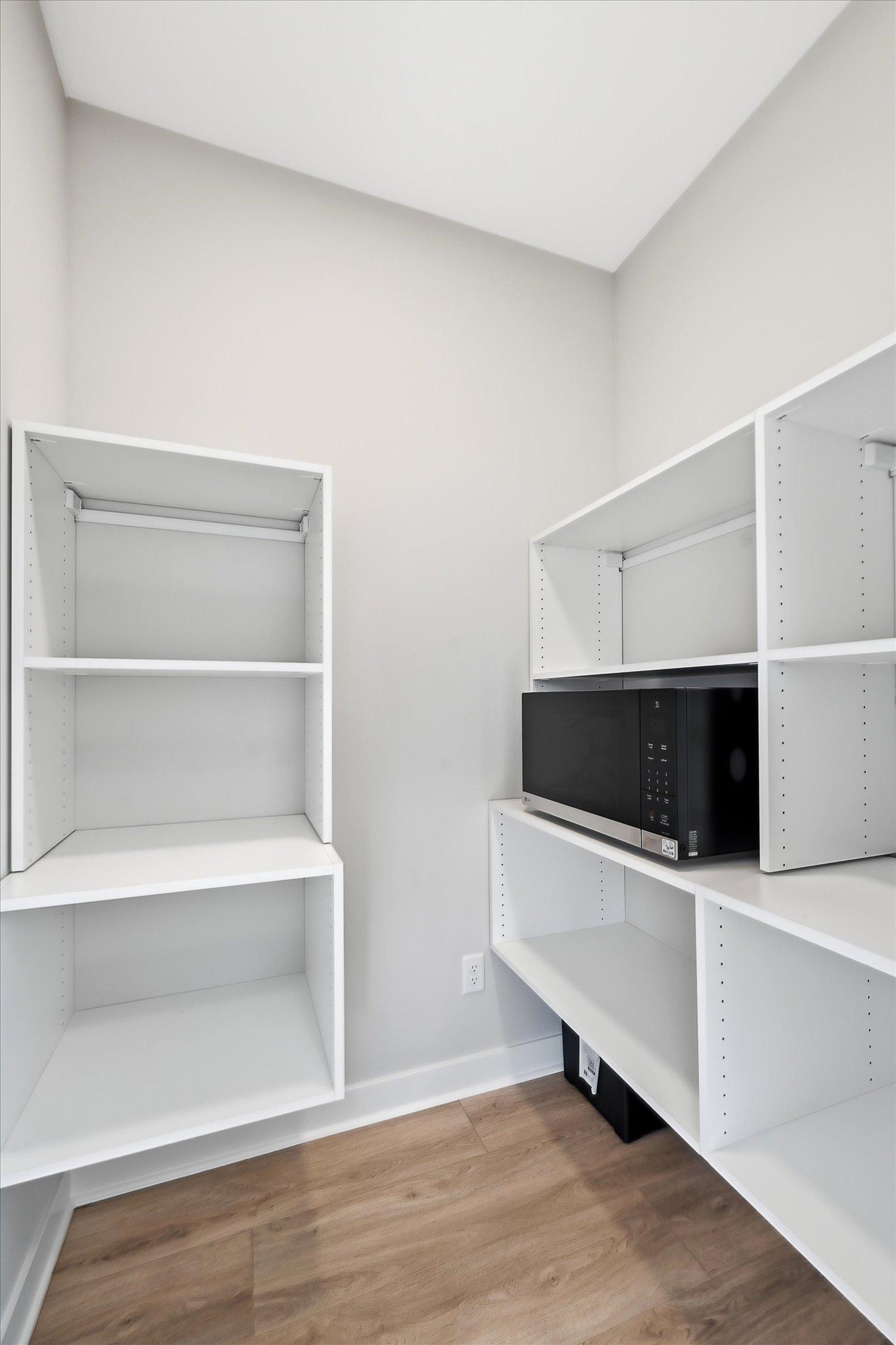 Kitchen pantry