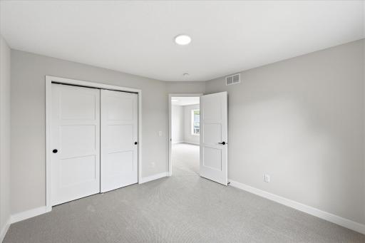 6126 Harkness Lane S, Cottage Grove, MN 55016