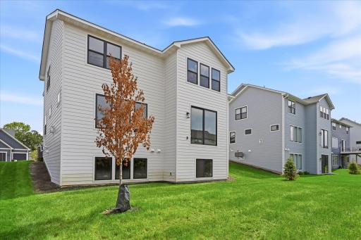 6126 Harkness Lane S, Cottage Grove, MN 55016
