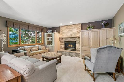 13516 Knox Drive, Burnsville, MN 55337