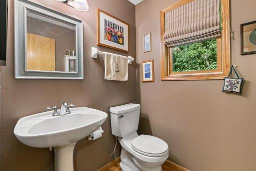 13516 Knox Drive, Burnsville, MN 55337
