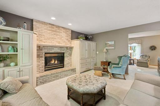 13516 Knox Drive, Burnsville, MN 55337