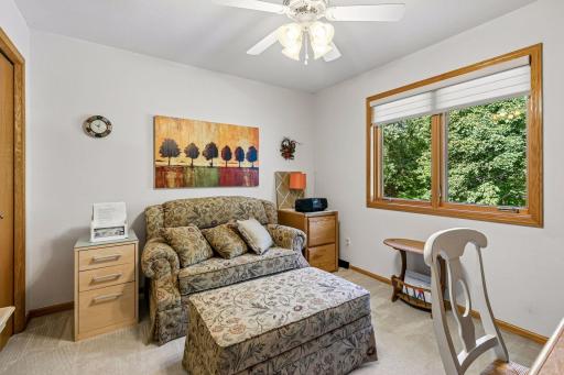 13516 Knox Drive, Burnsville, MN 55337