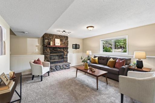 4251 Elizabeth Lane, Vadnais Heights, MN 55127