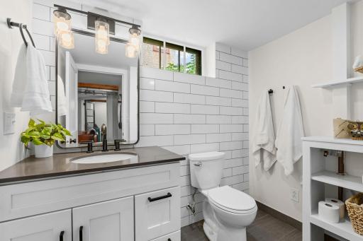 Wonderful 3/4 bath