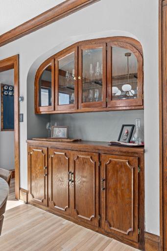 Lovely built in buffet
