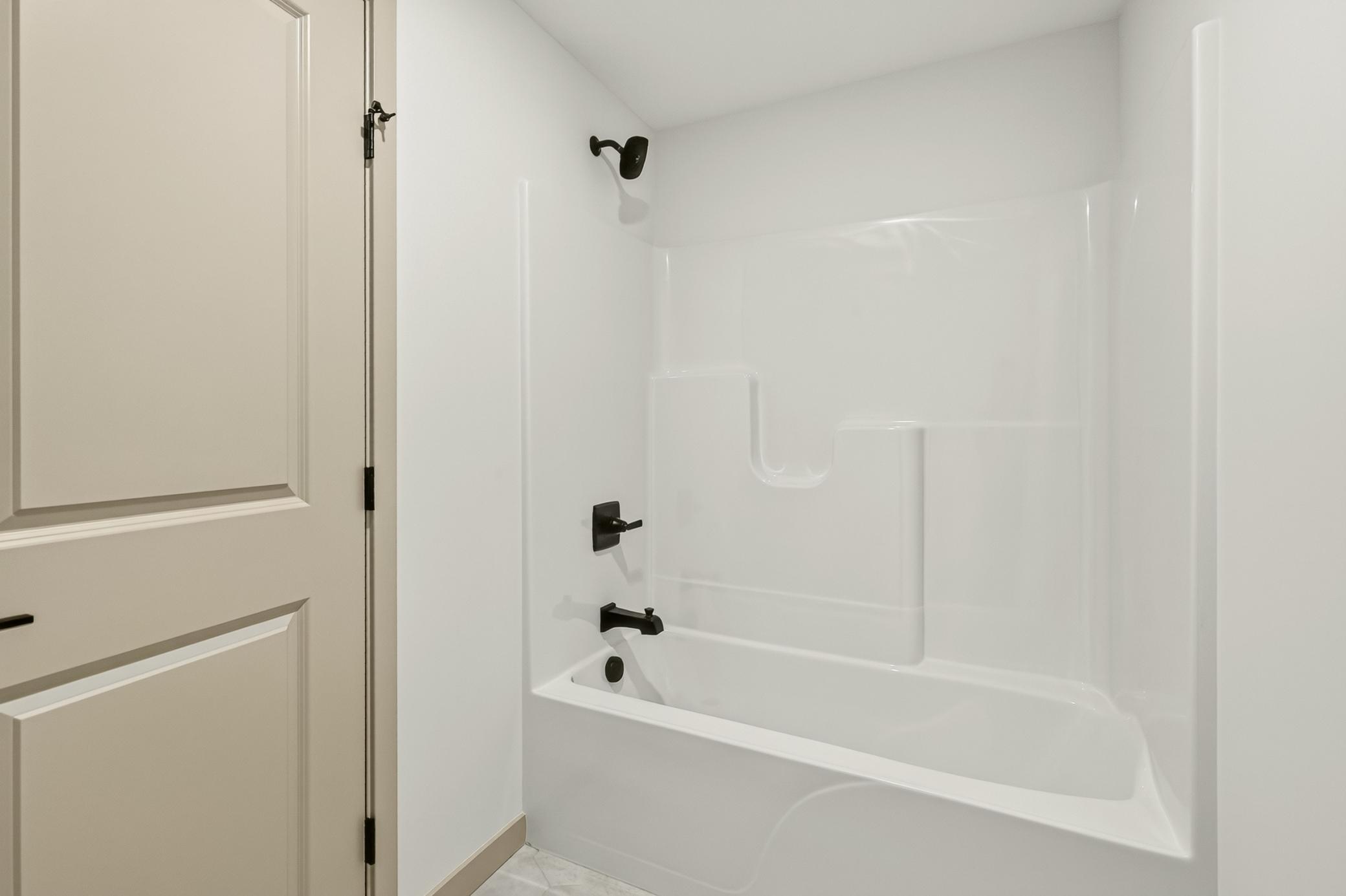 Lower Level Full Bath