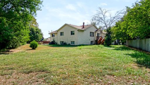 2824 79th Avenue N, Brooklyn Park, MN 55444