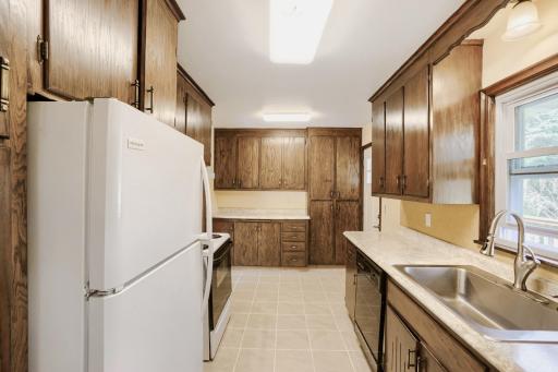 1301 Buchanan Place NE - Print Quality - 015 - 10 Kitchen.jpg