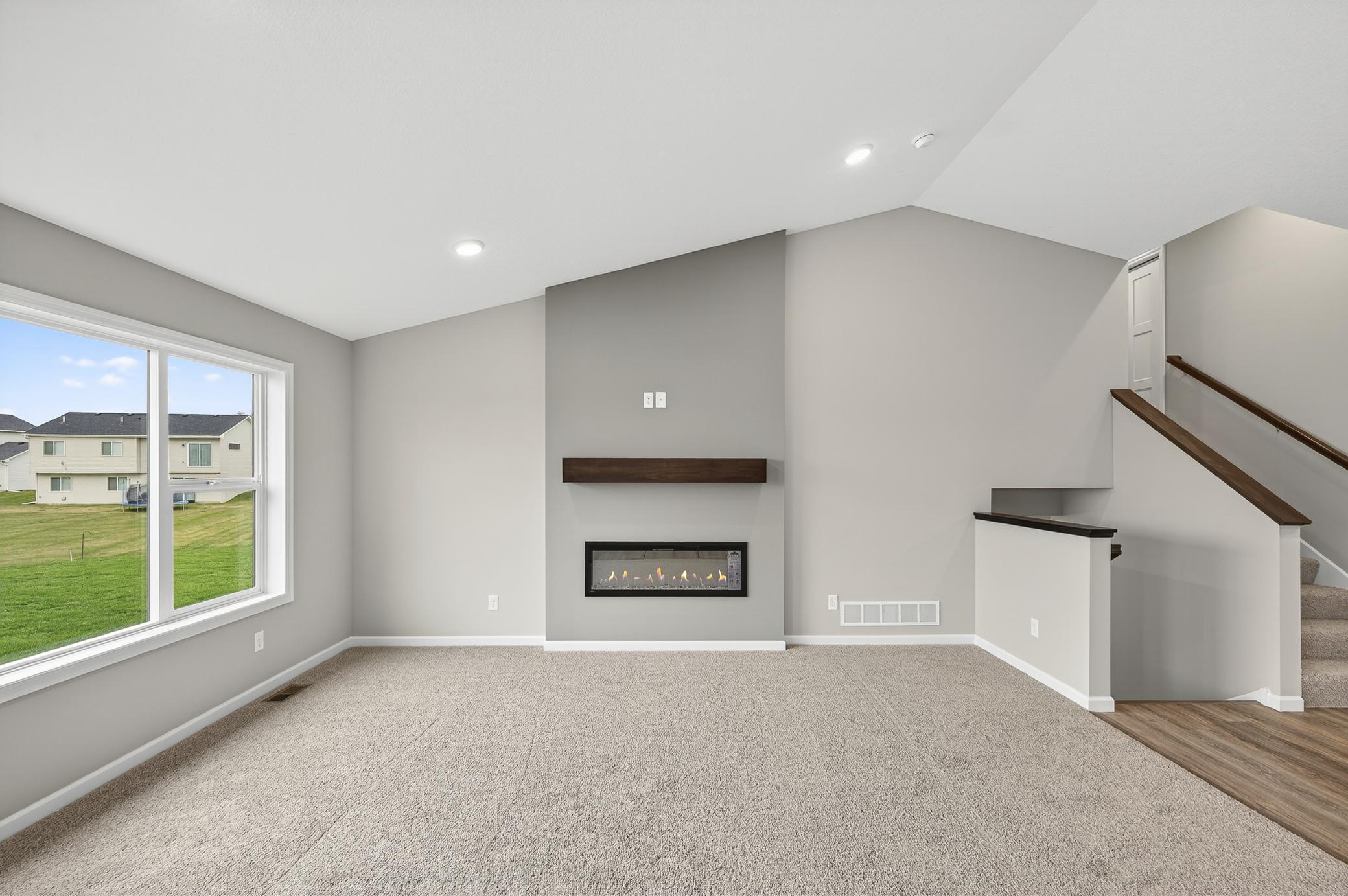 1507 Woods Rd NE