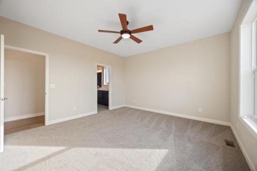17989 Hidden Creek Trail, Lakeville, MN 55044