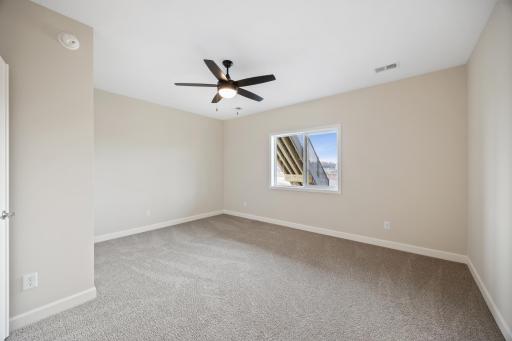 17989 Hidden Creek Trail, Lakeville, MN 55044