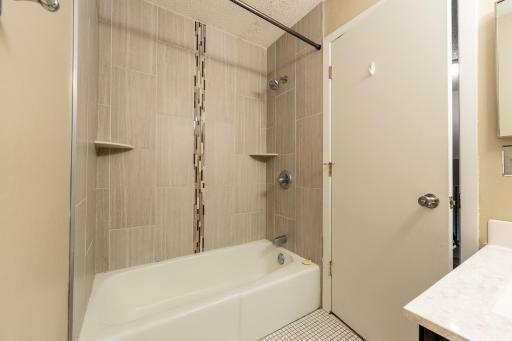 4529 Cedar Lake Road S, Saint Louis Park, MN 55416