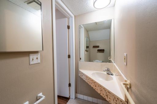 4529 Cedar Lake Road S, Saint Louis Park, MN 55416