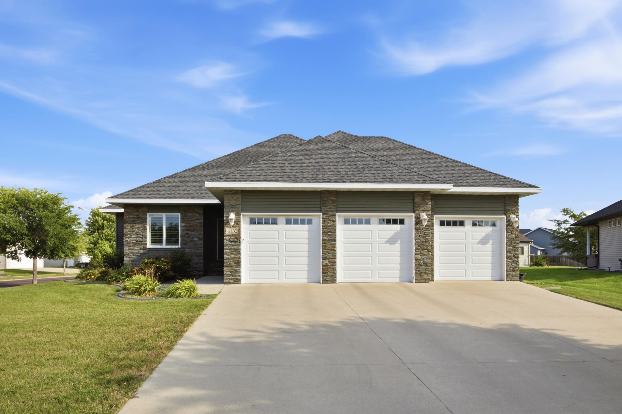 Property photo for 6132 14th Street S, Fargo, ND 58104