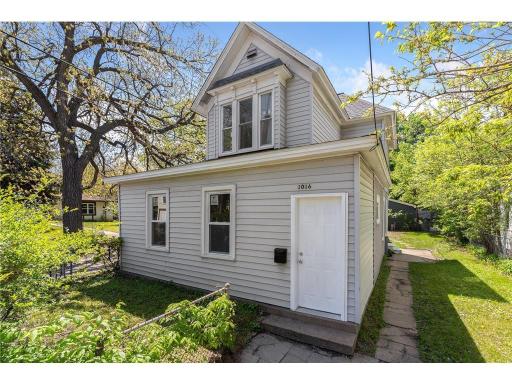 Photo for 1016 Lowry Avenue NE, Minneapolis, MN 55418 - listing #7131936 1016 Lowry Avenue NE, Minneapolis, MN 55418