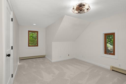 Upper bedroom #2